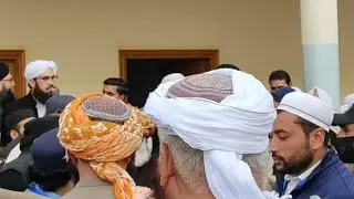 مفتی اعظم پاکستان مفتی تقی عثمانی صاحب قائد جمعیت مولانا فضل الرحمٰن صاحب مردان کاٹلنگ جامعہ اسلامیہ