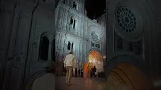 Catedral de Cuenca Ecuador / Johnson