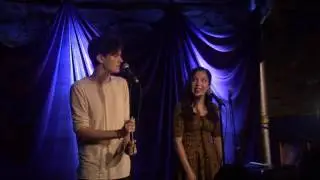 Tara Mazur sings 