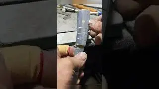 Manual method of making small knives