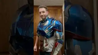 I built an Iron Cap Suit 😜 #captainamerica #cosplay #3dprinting #marvel #avengers