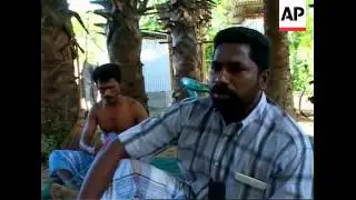 REPLAY Sri Lankans struggle to return to normality after the tsunami