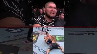 INTENSE CORNERING from Khabib and Usman #ufcshanghai