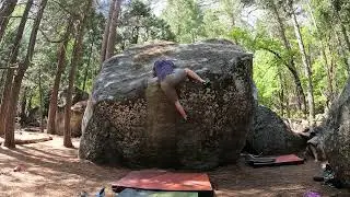 Yosemite Bouldering: Curry West Area, Angler Boulders, Unnamed Mantle (V2)