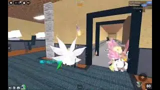 Goofing off in mm2 @Eva.DoesArt 