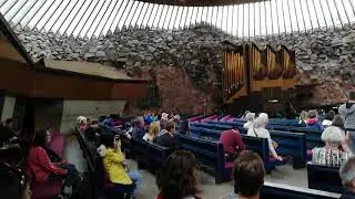Церковь Темппелиаукио - церковь в скале. Хельсинки