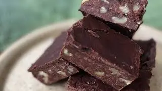 Foolproof Dark Chocolate Fudge - Smooth, Crunchy, and Salty