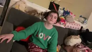 Jumpscare! My brother (pranking) with Momobee!