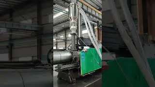Powerjet PET preform injection molding machine KPET2100 with synchronized material charging unit