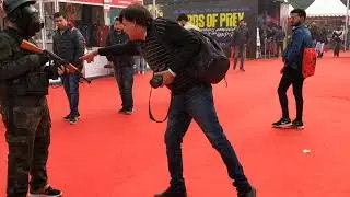 Delhi Comic Con 2019 - Prahalad poses for a photojournalist