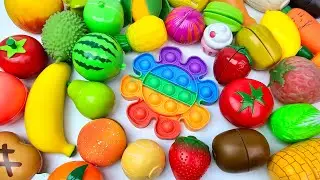 ASMR おままごとトントン 野菜やフルーツを切る カニ キウイ バナナ とうもろこし スイカ いちご じゃがいも レモン