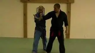 CASA DE KENPO - ORANGE BELT - GLANCING SALUTE