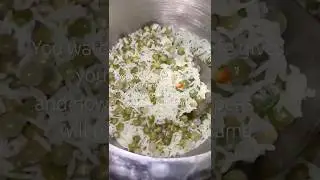 Green peas 🫛 and rice 🍚-when life gives you tangerine 🍊