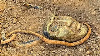 A Big Old Gold Ball Hunting || A Big Old Gold Treasure Discovered || X Hunting || Treasure ||