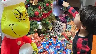 More gifts again from Santa!