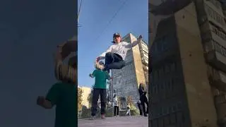 OmaEma- Sturdy challenge #omaema #twins  #sturdy #dance