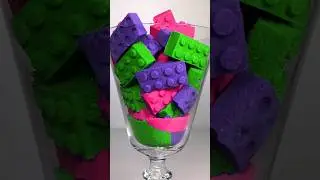 Very Satisfying and Relaxing Kinetic Sand ASMR, drop and squish