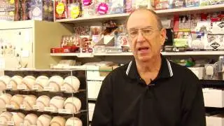 Card & Autograph Collecting : Tips on Getting Baseball Autographs