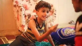 دخل لبيت حرامي ! اني ابد مااخاف ههههه