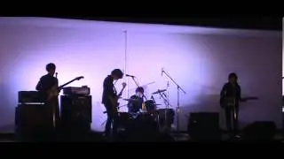 きのこ帝国 (copy)　軽音FOLK2013 年末ライブ