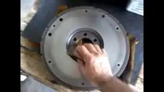 Como lijar la superficie de un volante de un motor 242