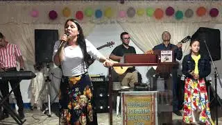 GRUPO FORTALEZA - Sigue Adelante