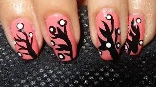 Abstract Wild Flower Nail Design