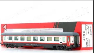 Unboxing Acme 50607 carrozza commessa IC901 di tipo Gran Confort livrea FrecciaBianca epoca VI
