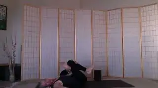 Asana | All- Levels Stretch with Lauren Peterson