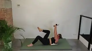 Moro Reflex- Toy Heel Tap