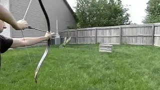 Slow-Motion Video Shooting the Golhan Sipahi Bow