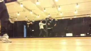 131027 CHANGBUM w/ MINWOO & CHANYONG dancing