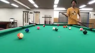 やたらと重い球を撞く練習で、肩慣らしを始めた🎱マーシー先生👨&zwj;🏫Ｑ出し優先✨