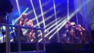 Steps Neon Blue Cheltenham 26/05/18