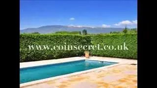 Holiday rental with pool in Mormoiron near Mont Ventoux for holidays in Provence. Sleeps 4