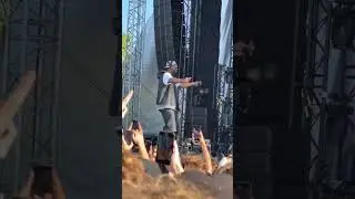 SDM FAIT&nbsp;&laquo;&nbsp;REDESCEND&nbsp;&raquo; EN VERSION KOMPA EN CONCERT 🤩!