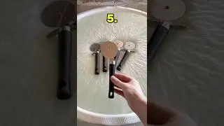 How Many Pizza Cutter Sink In Water?