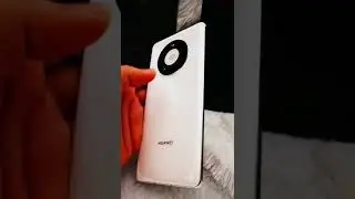 Huawei mate 40 pro 5g milky white with playstore support