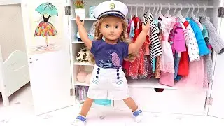 Doll organises her new wardrobe! Play Dolls kids practice words in English
