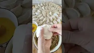 Super simple dumpling folding for everyone#FoodPorn#StreetFood#shorts