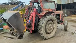 Putting in silage with the nuffield