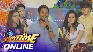 It's Showtime Online: Joseph Astor II is a band vocalist