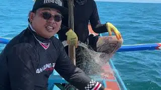MENCARI IKAN LAYUR SEKALIAN MANCING DI TENGAH LAUT YEH GANGGA