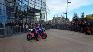 Britten bike burnout before exhibition