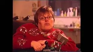 Karin woont zelfstandig met een lichamelijke beperking