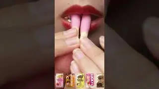 MEIJI LUCKY STICK DUO CREAM & STRAWBERRY