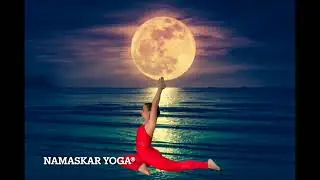 El Saludo de la Luna Llena o Chandrashekar Namaskar creado por Maitreyananda