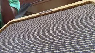 Crunchy sounds with Fender Blues Junior LTD Tweed.