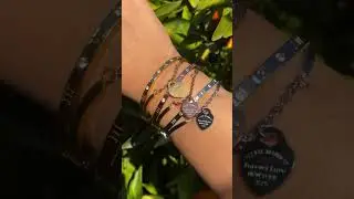 The Return to Forever Love Chain Heart Tag Bangle is the perfect blend of elegance and sentiment ✨🤍