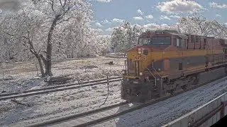 KCS Power Move Train Through Arctic Blast Feb 4 2022